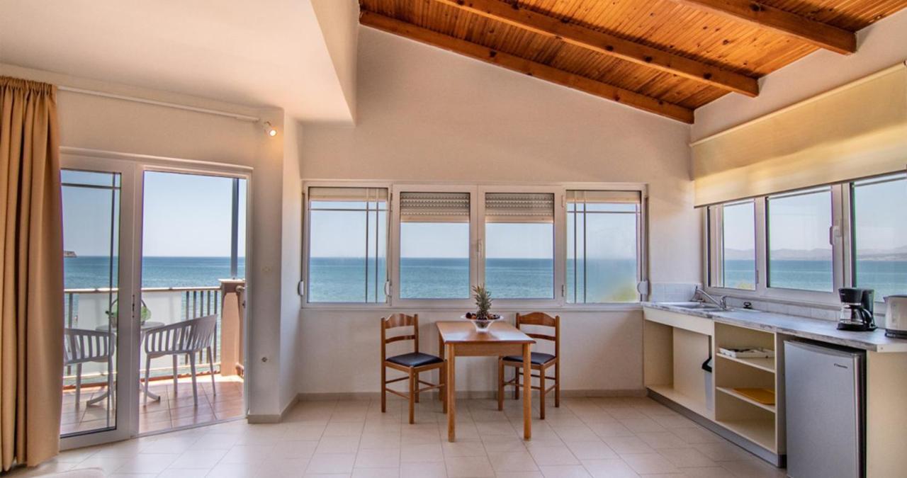Cozy Corner Vs Beachfront Сталос Экстерьер фото